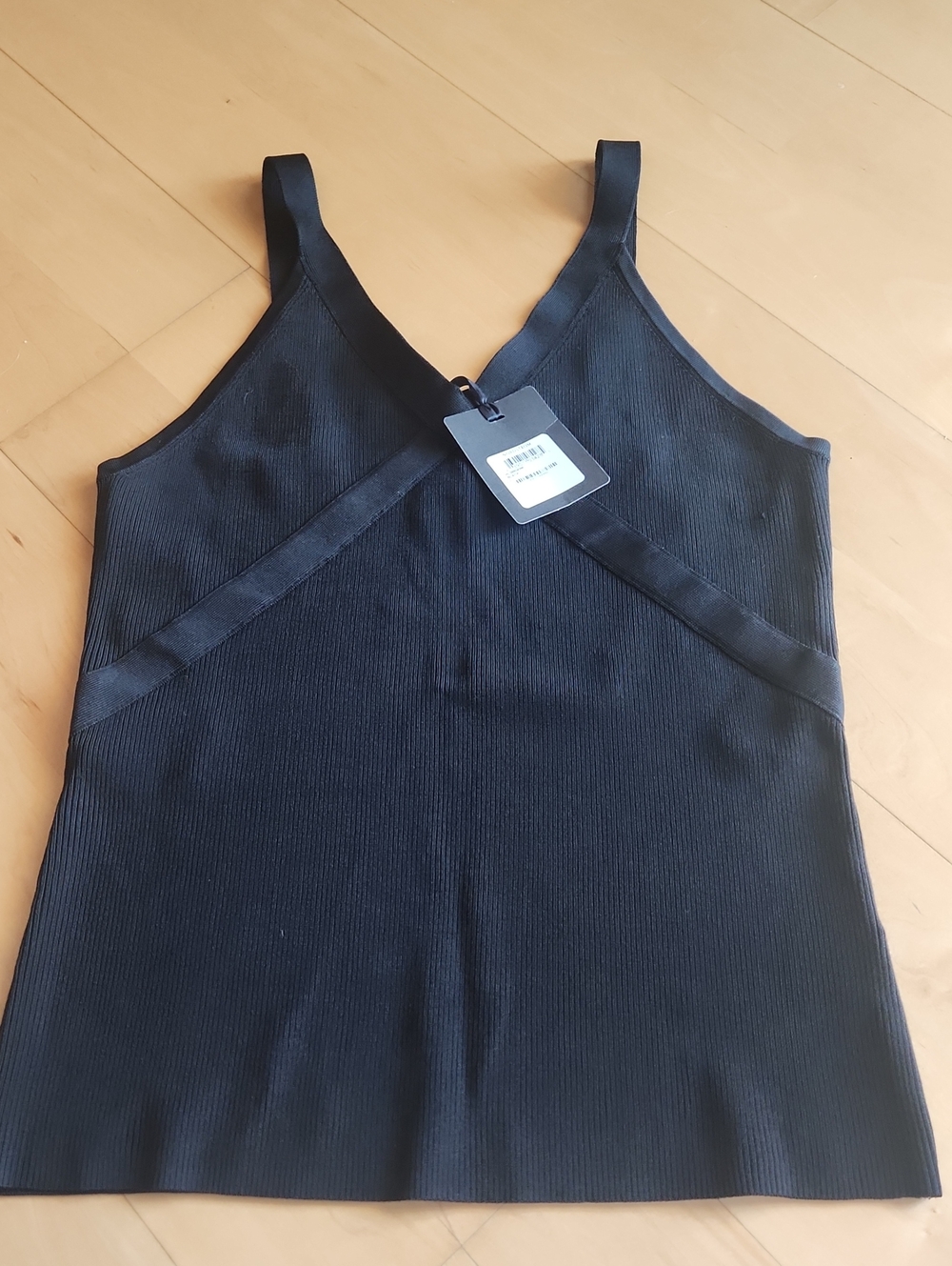 Trouve Black Ribbed V-Neck Tank Top NWT Nordstrom Sz L large
